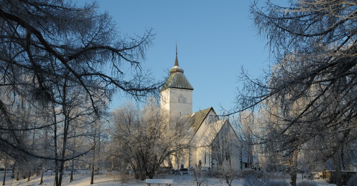 Værnes kirke i vinterprakt